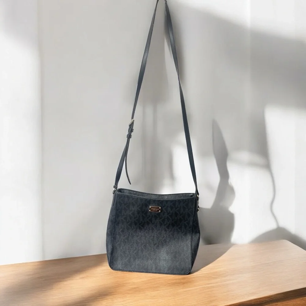 Michael Kors elegant black
